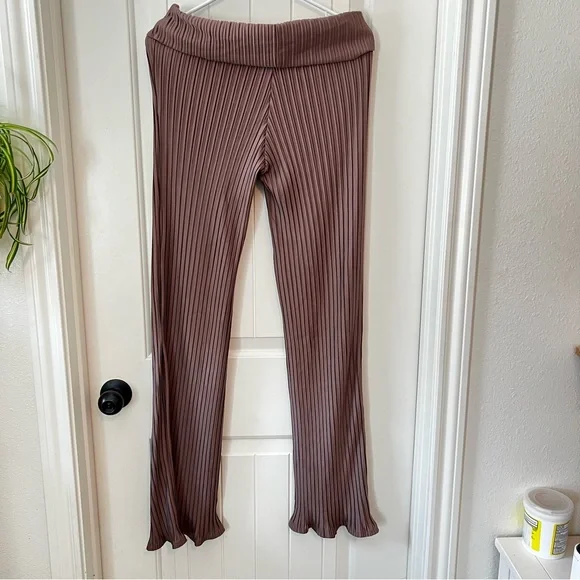 Love Cameron LA Light brown Wide Leg Ruffled Stretchy Pants High Waist Pull On - Picture 3 of 10